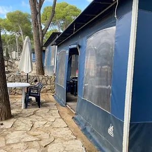 https://camping-castell-montgri.topcostabravahotels.com